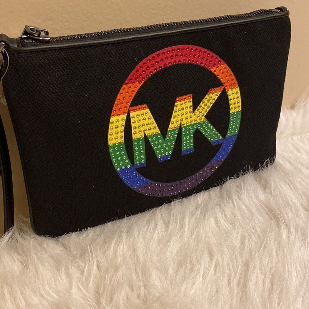 🌈NWOT Michael Kors Jet Set Zip Clutch Wristlet🌈 - Picture 3 of 8